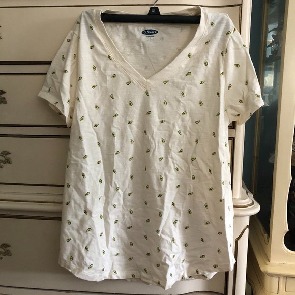 2 for $20 ❤️ Old Navy EveryWear Printed Avocado V-Neck Tee - Picture 2 of 3